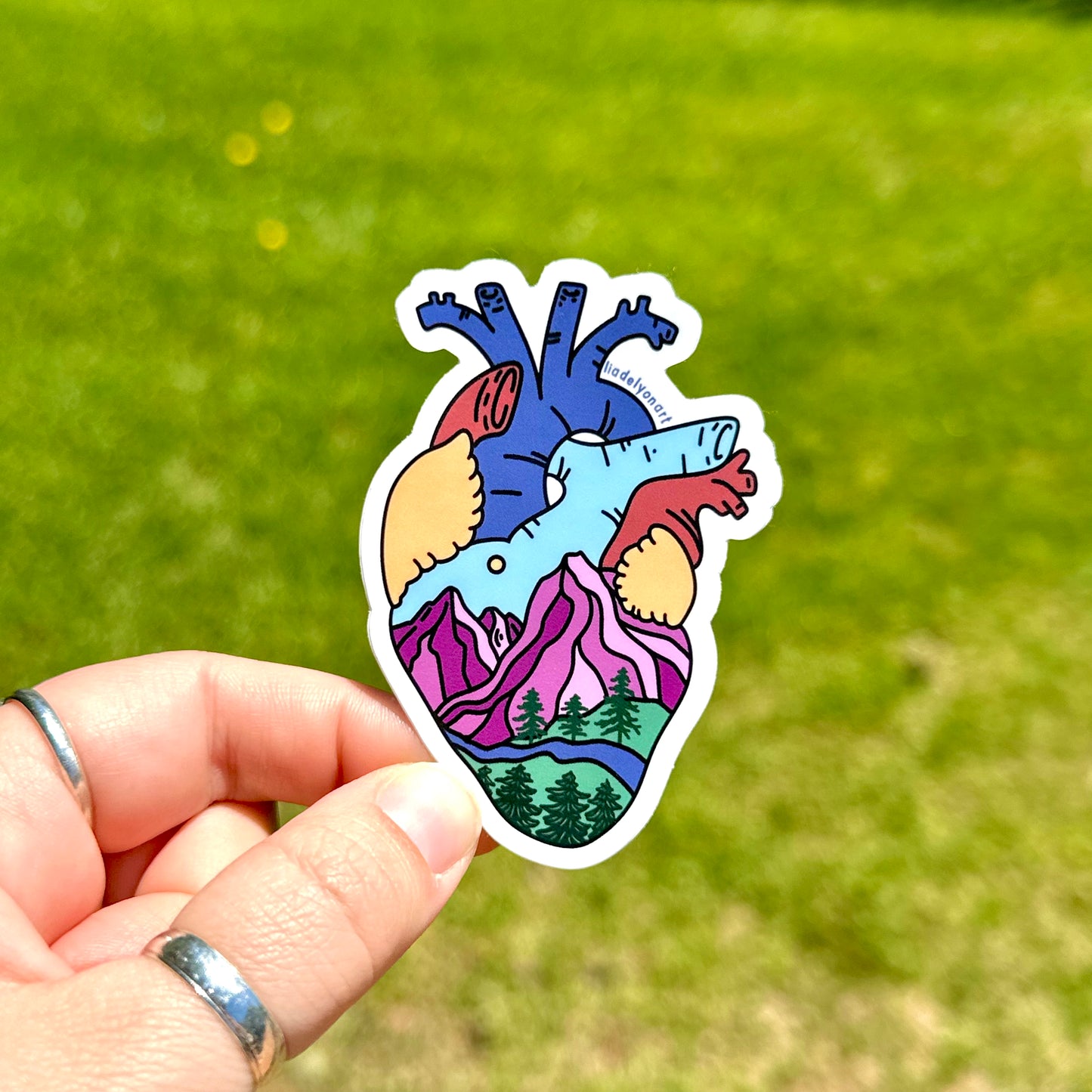 Mountain Heart Vinyl Sticker, 2x3 in.